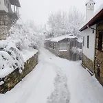 Paramythia - παραμυθία, Traditional Palaios Panteleimonas