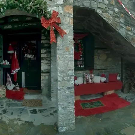 Paramythia - παραμυθία, Traditional *