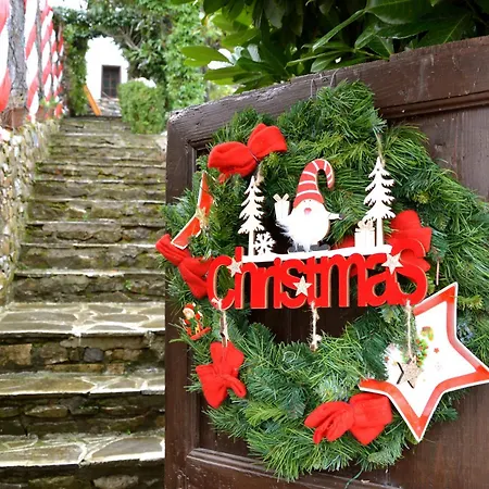 Paramythia - παραμυθία, Traditional