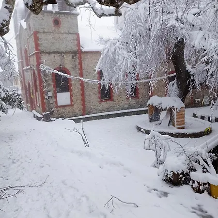 Paramythia - παραμυθία, Traditional Palaios Panteleimonas