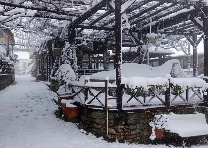 公寓 Paramythia - παραμυθία, Traditional 帕莱斯潘蒂雷蒙