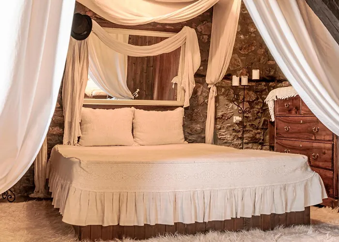 Paramythia - παραμυθία, Traditional 公寓 帕莱斯潘蒂雷蒙