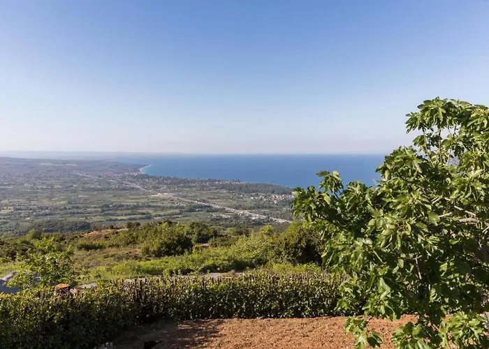 Paramythia - παραμυθία, Traditional 公寓